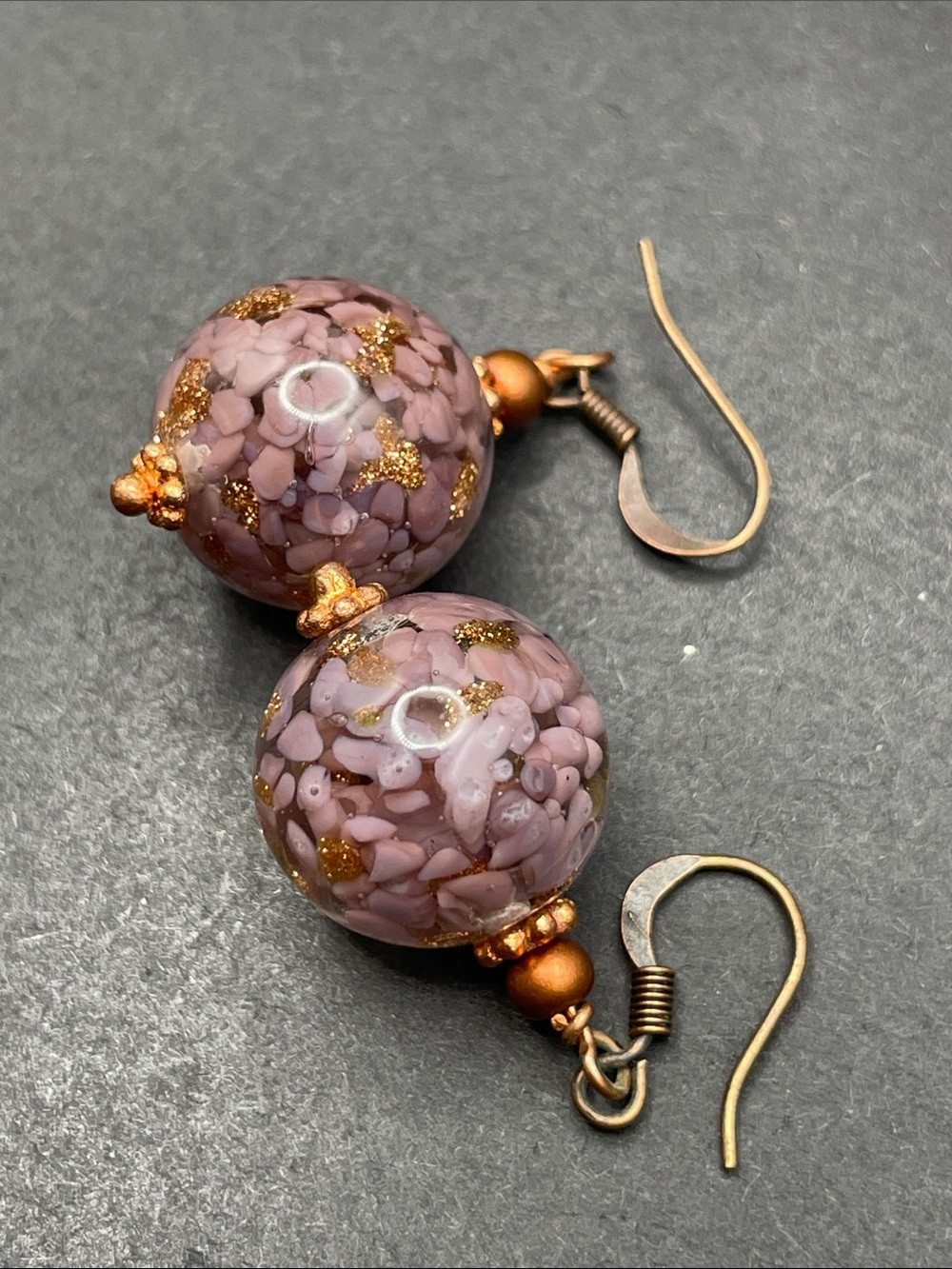 Venetian glass ball pierced earrings vintage - Picture 7 of 7